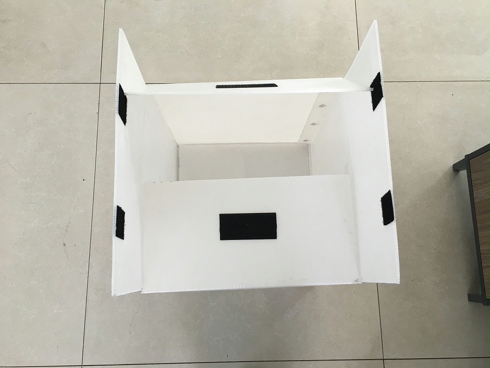 中空板汽配周轉(zhuǎn)箱 中空板汽配周轉(zhuǎn)箱